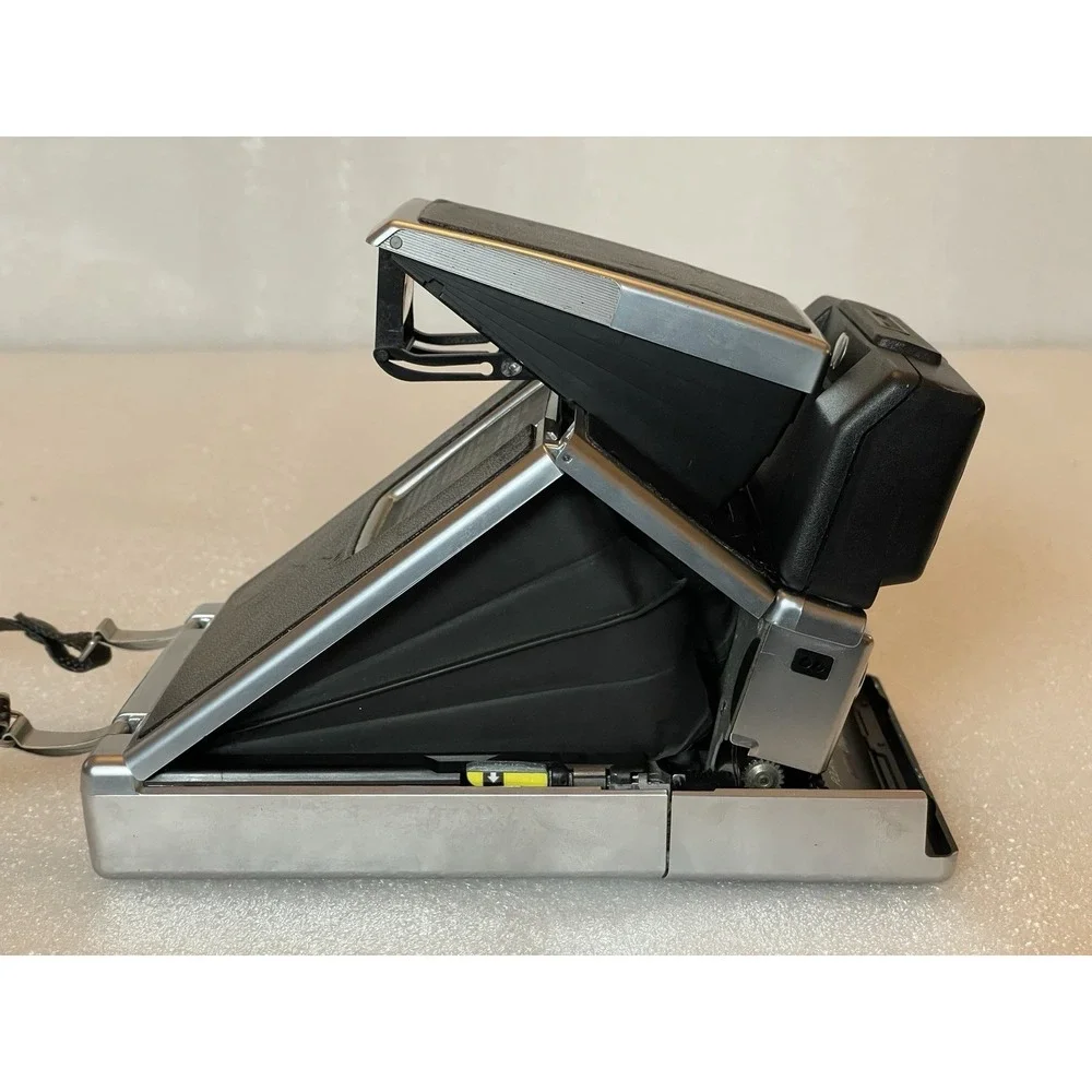 Polaroid SX-70‎ Land Camera + Manual